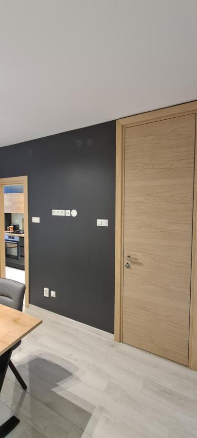Apartment Sand - Entry With Pin 0 - 24H, Luxury Massage Chair Free Cancellation 24 Hours Before Check In Slavonski Brod Extérieur photo